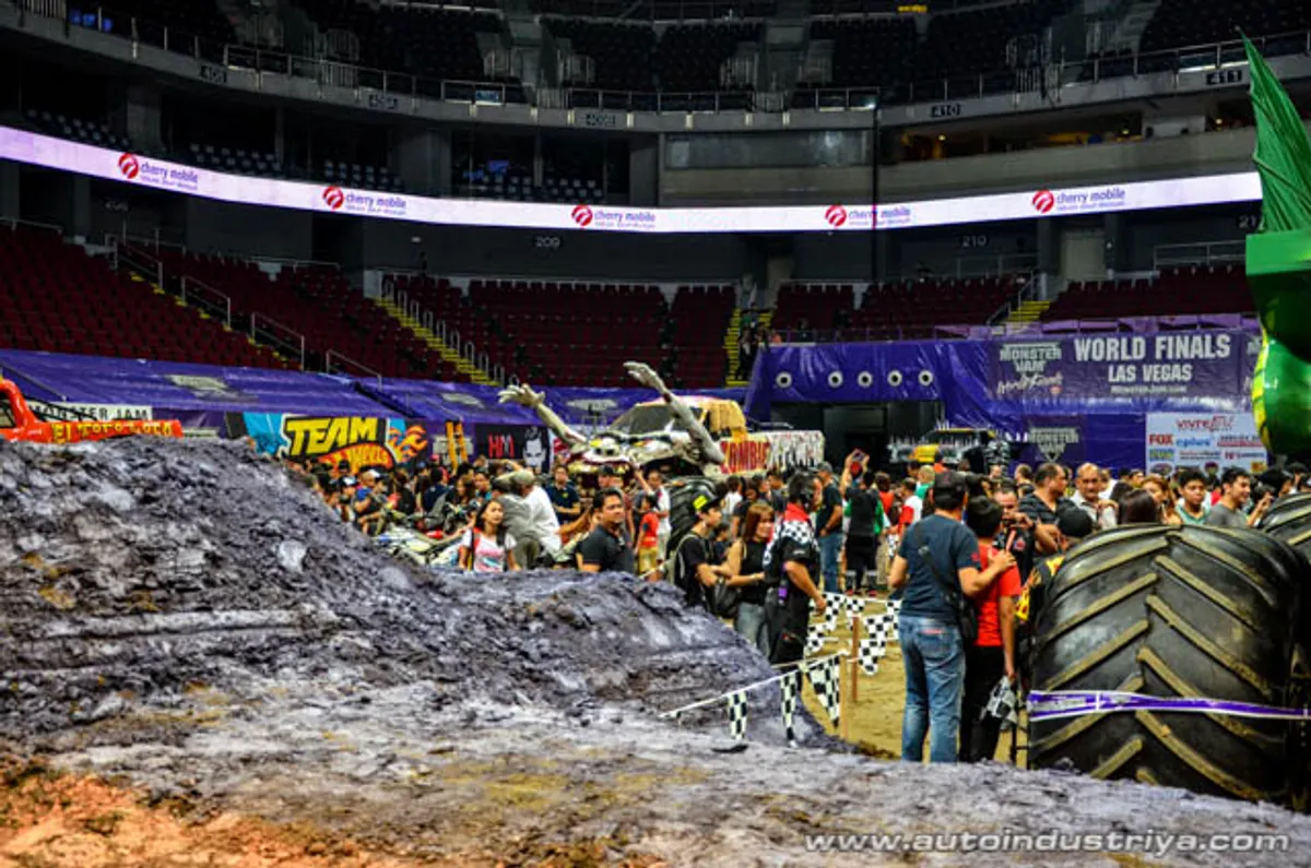 Monster Jam Manila 2015