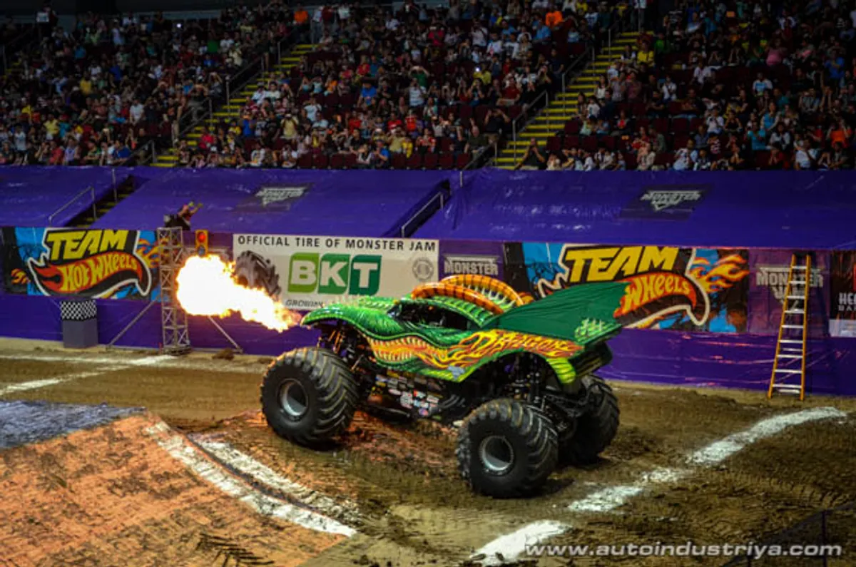 Monster Jam Manila 2015