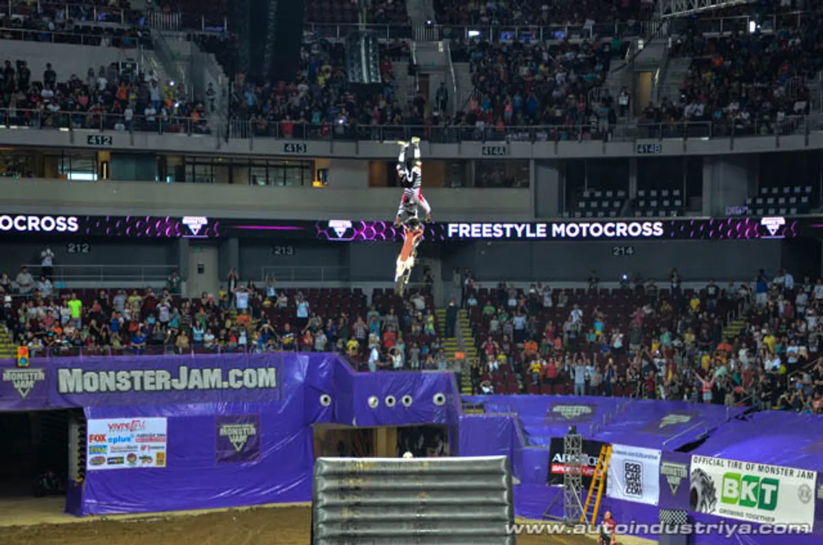 Monster Jam Manila 2015