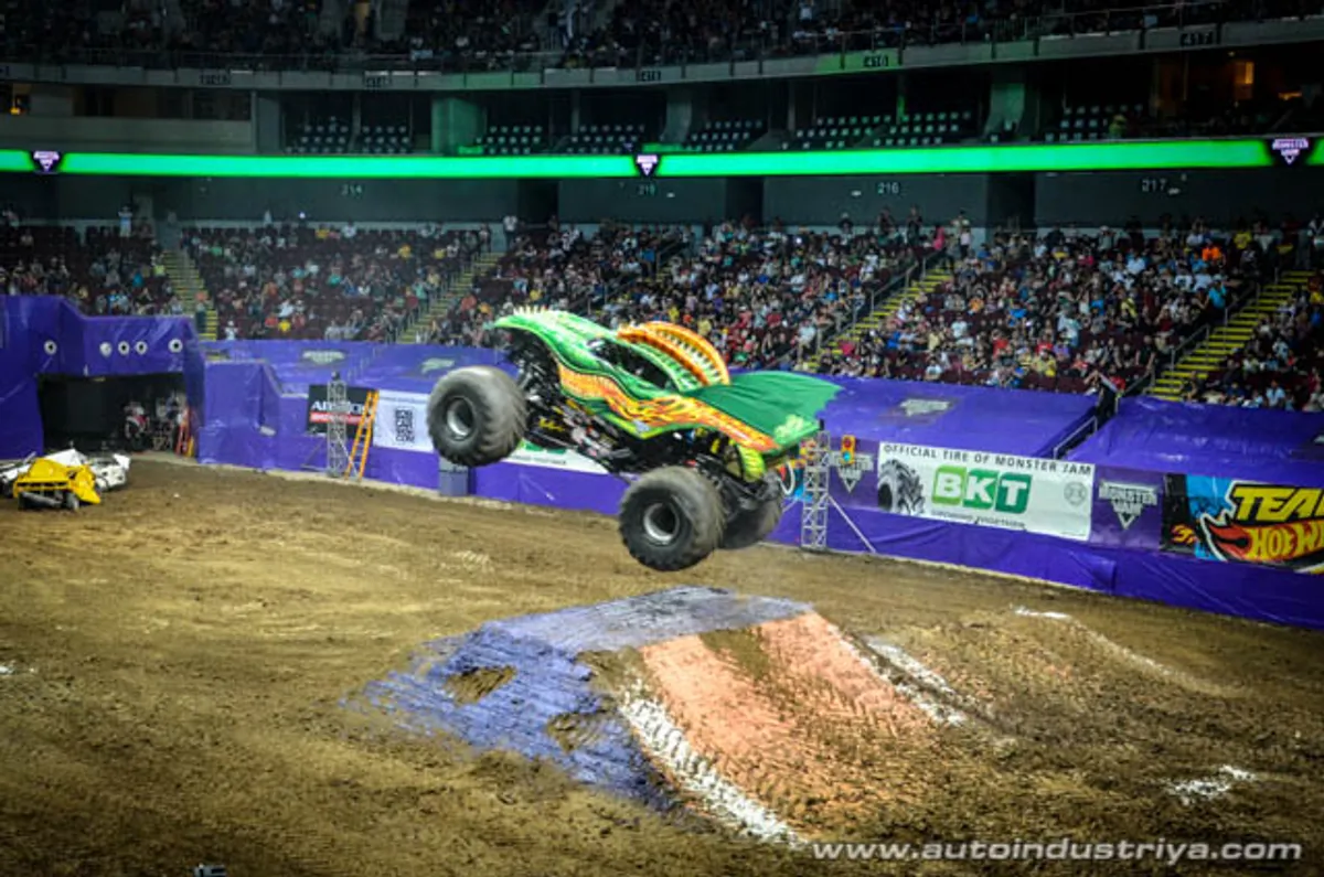 Monster Jam Manila 2015