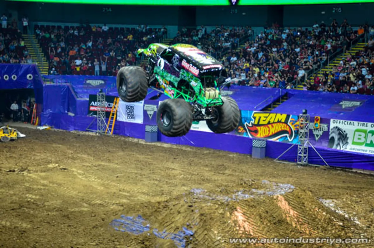 Monster Jam Manila 2015