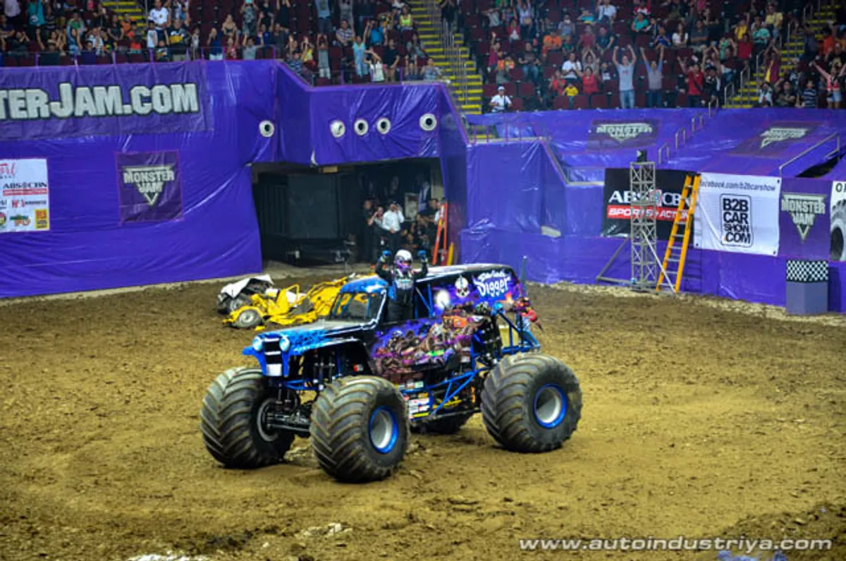 Monster Jam Manila 2015