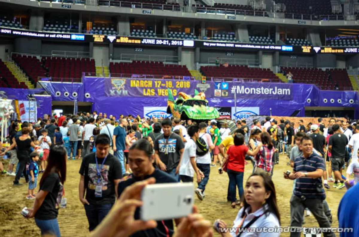 Monster Jam Manila 2015