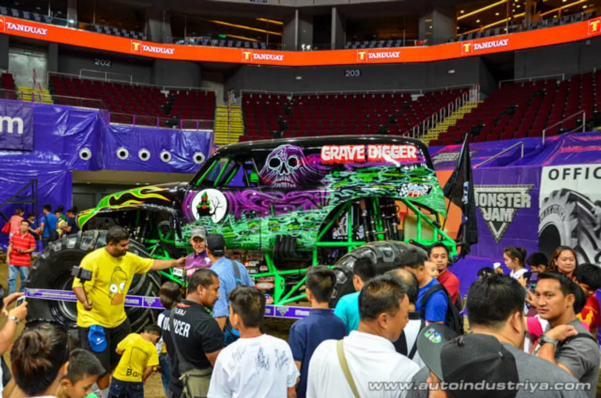 Monster Jam Manila 2015