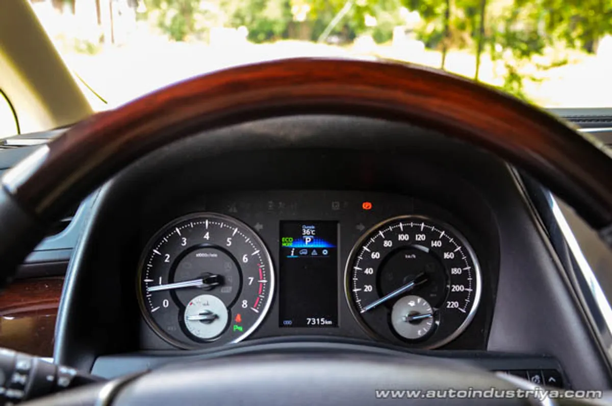 2015 Toyota Alphard V6