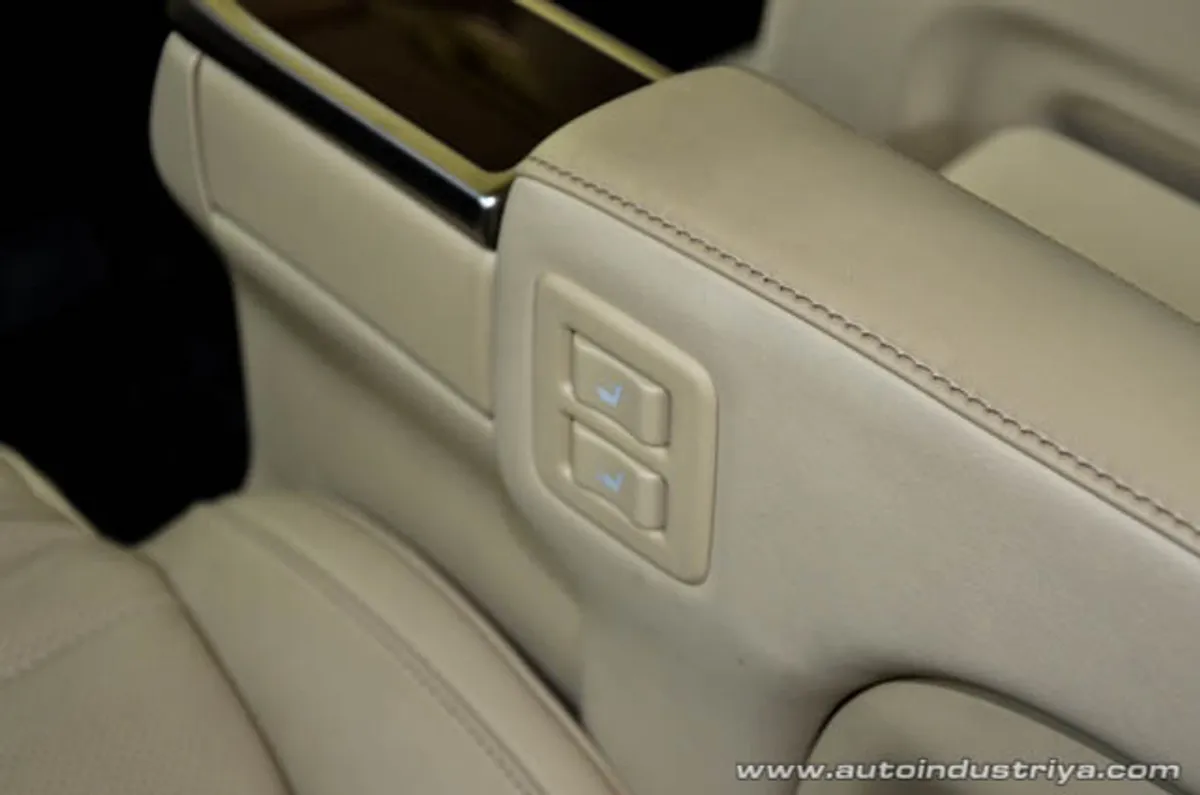 2015 Toyota Alphard V6