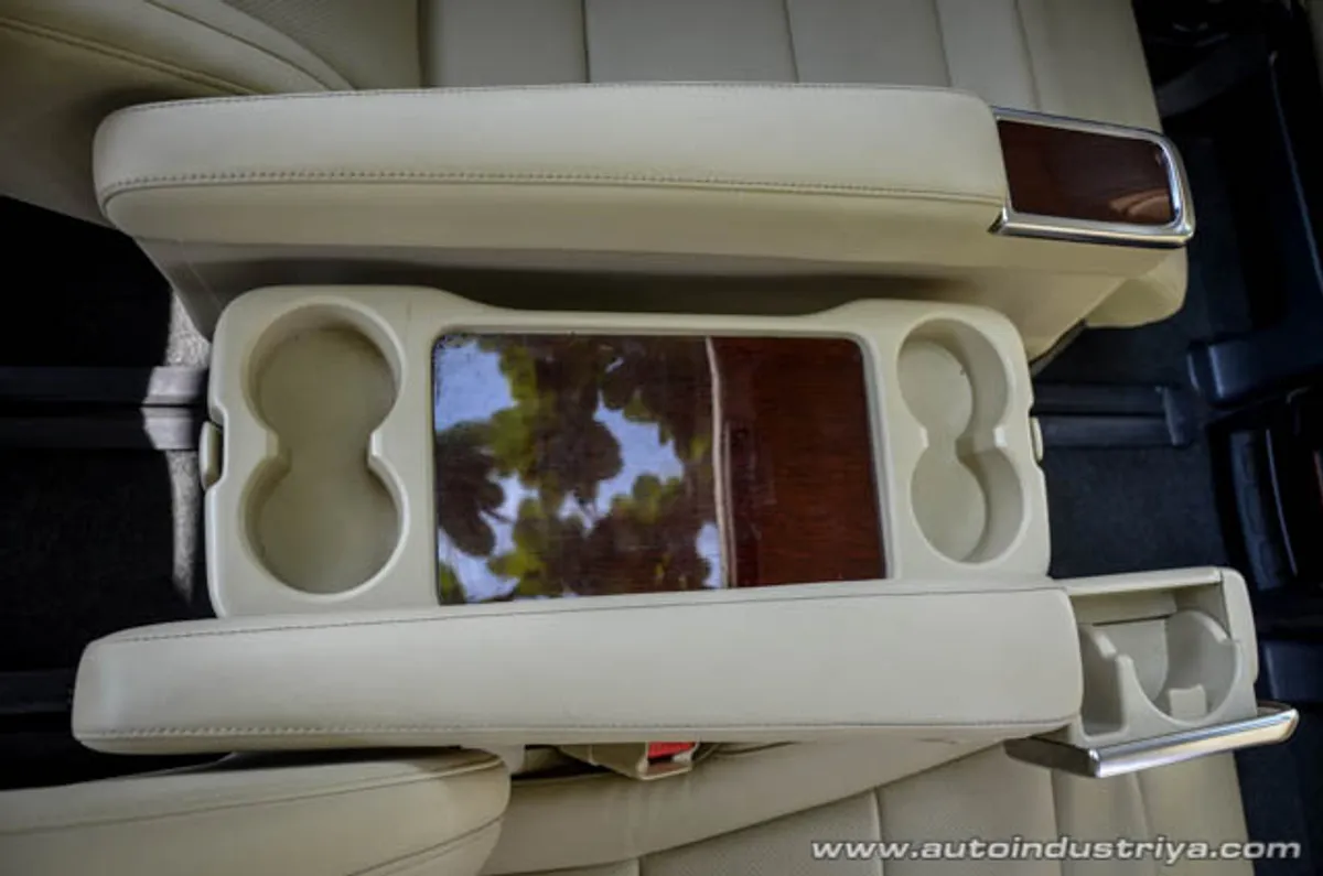 2015 Toyota Alphard V6