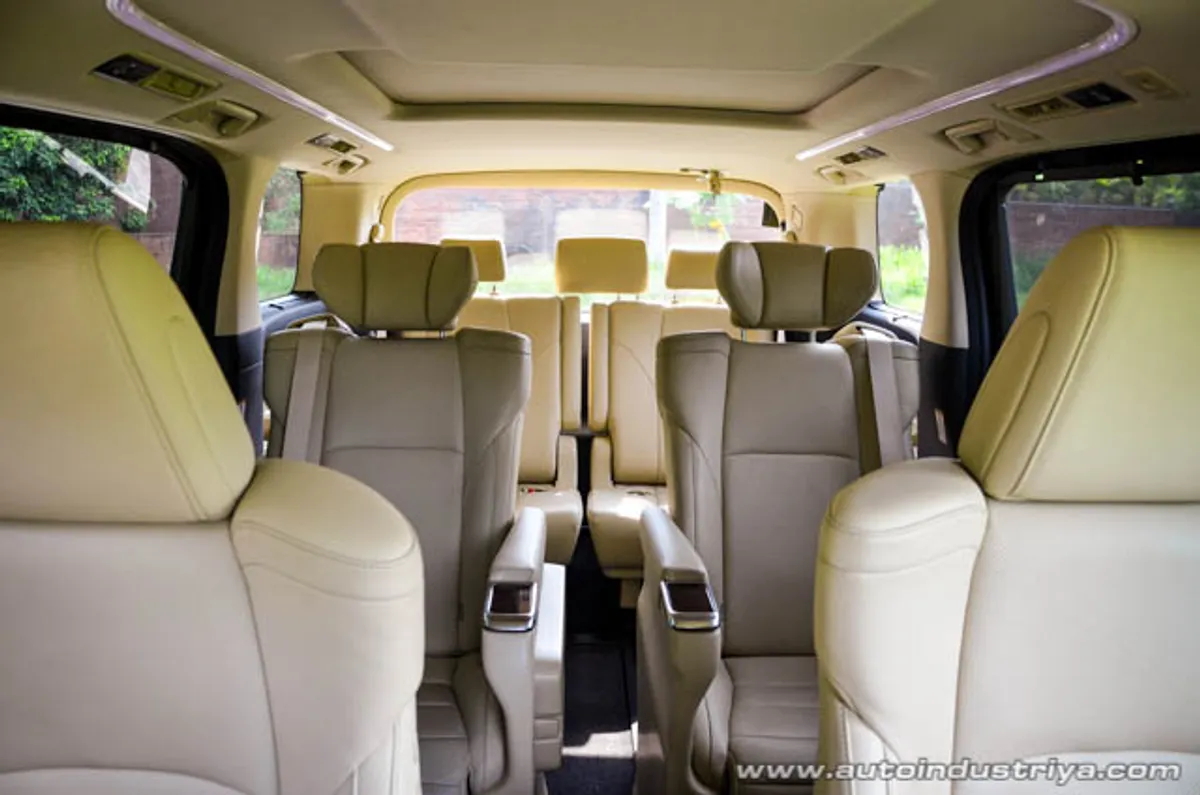 2015 Toyota Alphard V6