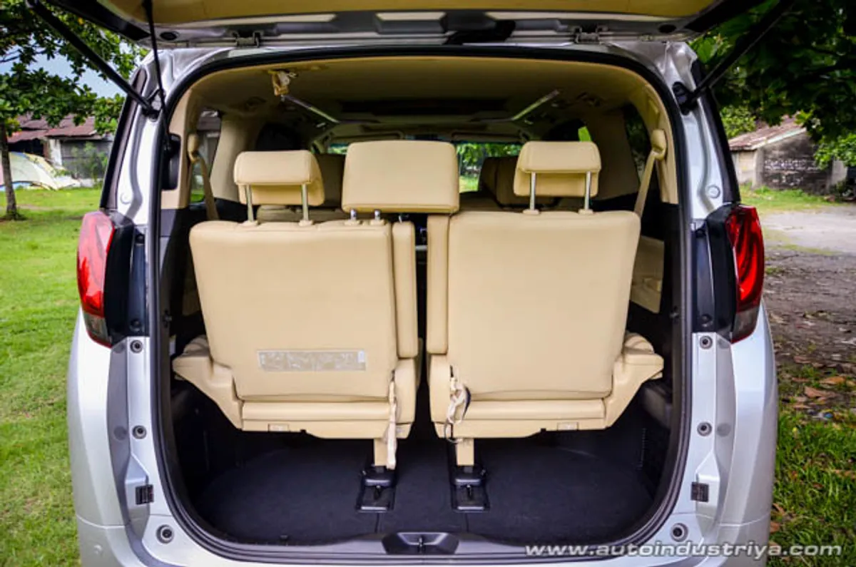 2015 Toyota Alphard V6