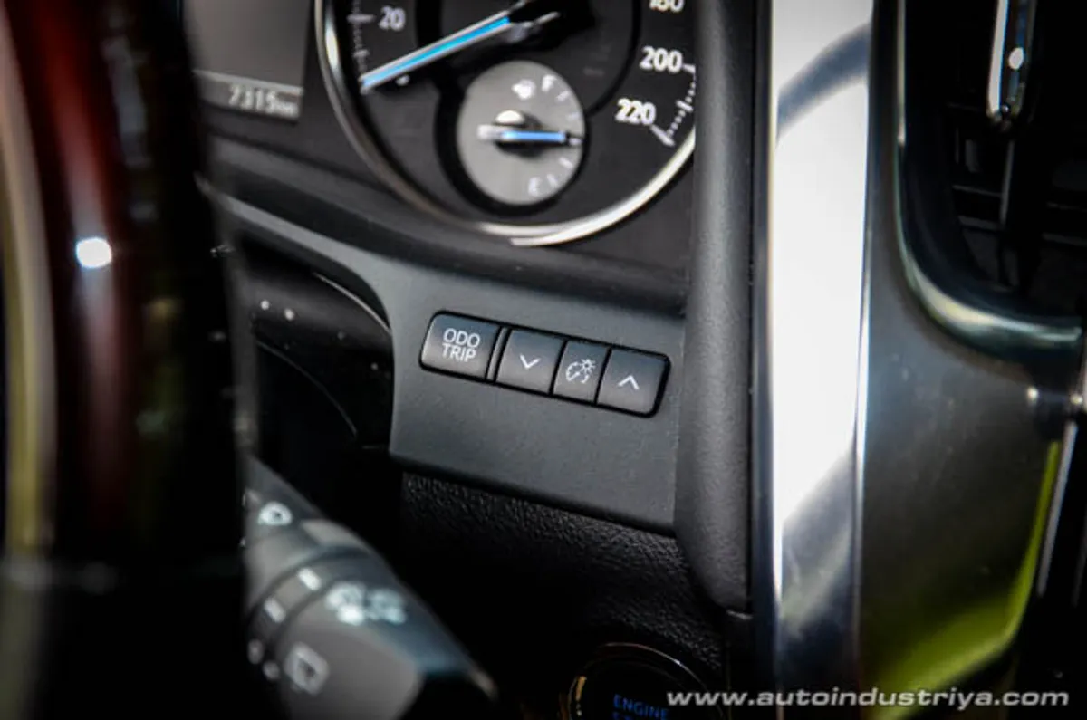 2015 Toyota Alphard V6