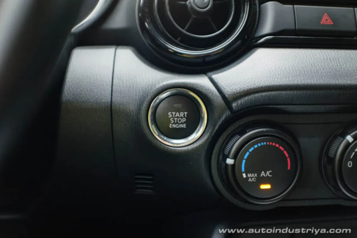 2015 Mazda MX-5 2.0L SkyActiv MT