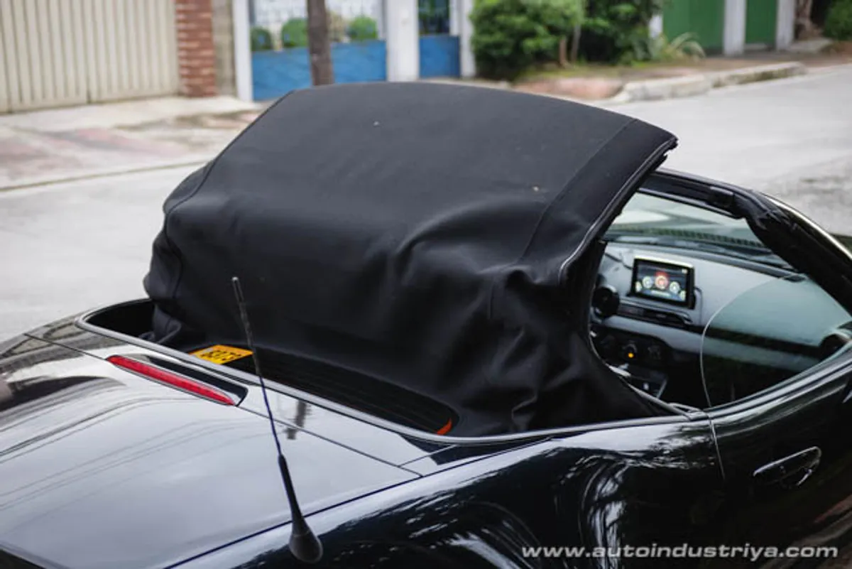 2015 Mazda MX-5 2.0L SkyActiv MT