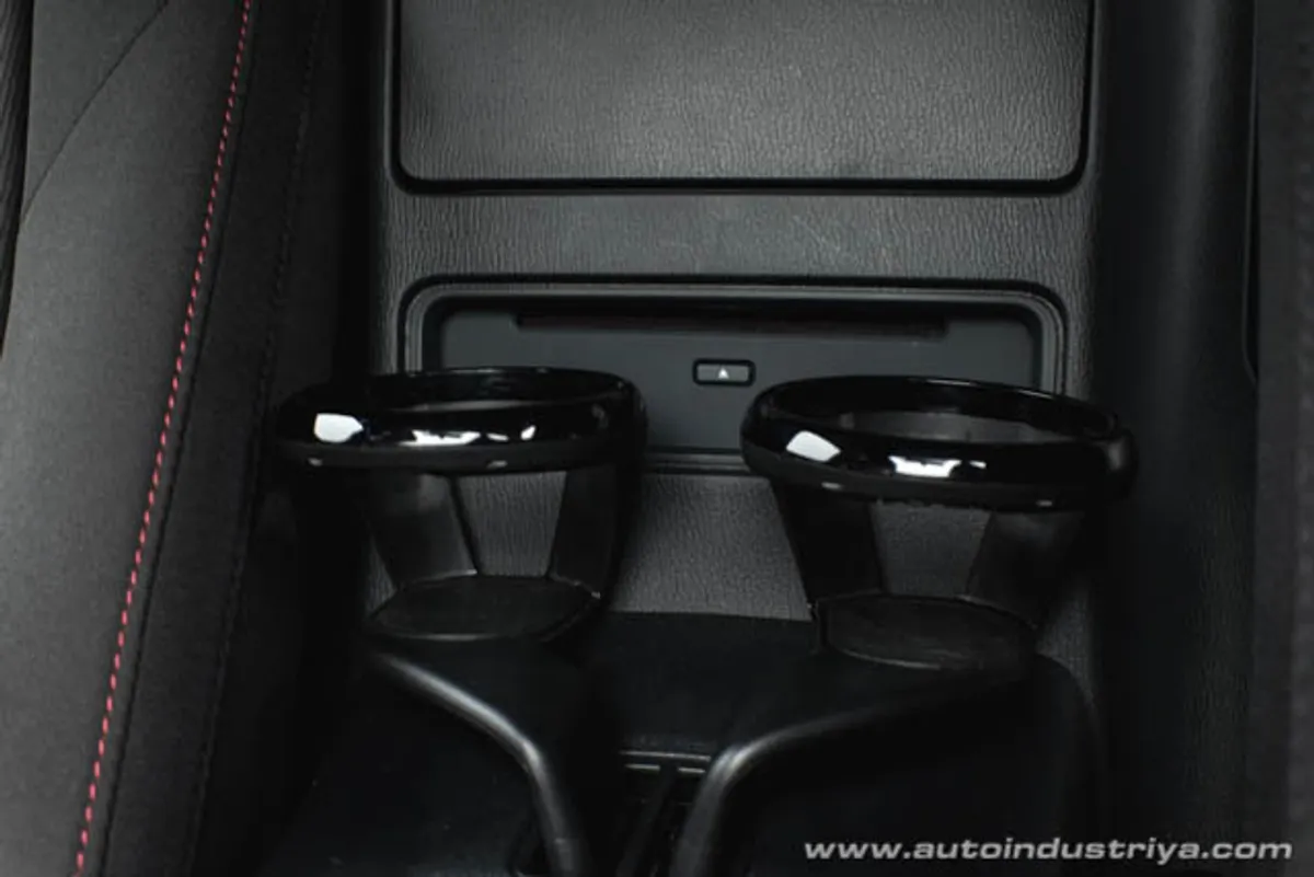 2015 Mazda MX-5 2.0L SkyActiv MT