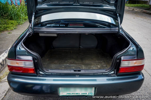 Iconic Car Review: The Big Body Corolla