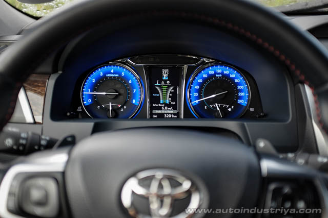 2015 Toyota Camry 2.5S AT