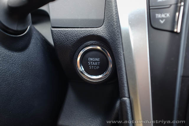 2015 Toyota Camry 2.5S AT