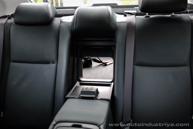 2015 Toyota Camry 2.5S AT