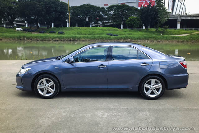 2015 Toyota Camry 2.5S AT