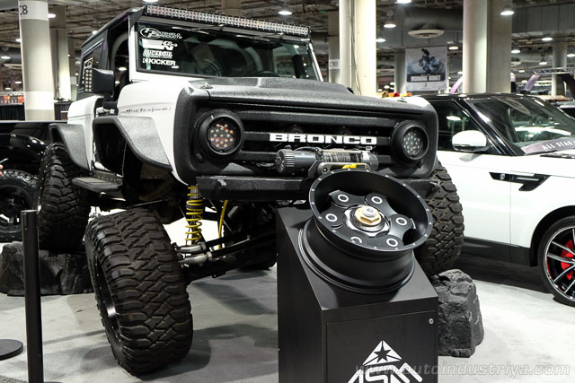 2015 Los Angeles Auto Show