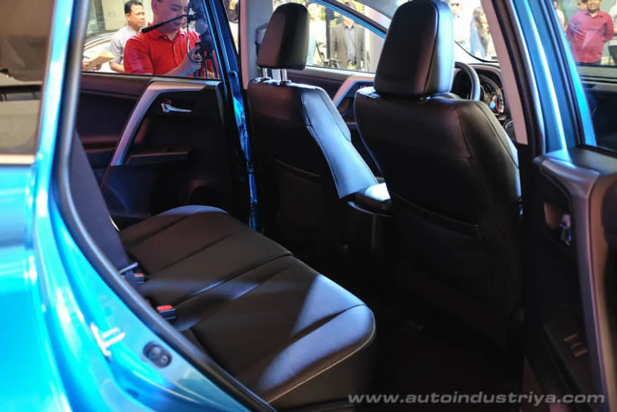 Toyota PH launches 2016 RAV4