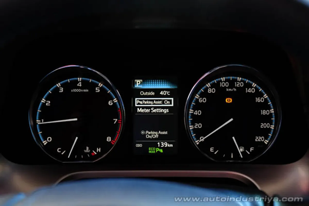 Toyota PH launches 2016 RAV4