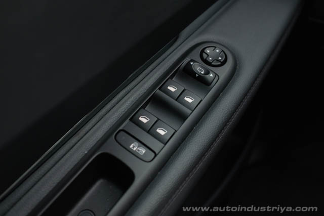 2015 Peugeot 5008 2.0 HDi Allure