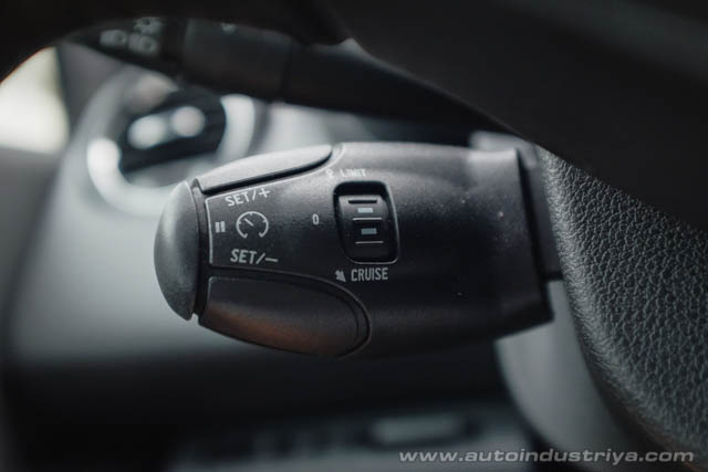 2015 Peugeot 5008 2.0 HDi Allure