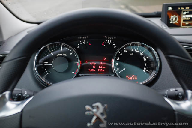 2015 Peugeot 5008 2.0 HDi Allure