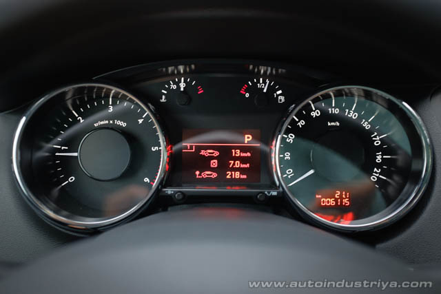 2015 Peugeot 5008 2.0 HDi Allure