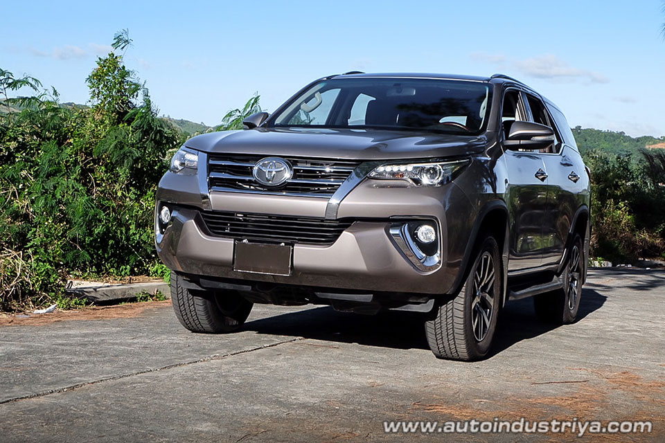 2016 Toyota Fortuner 2.8V 4x4 AT