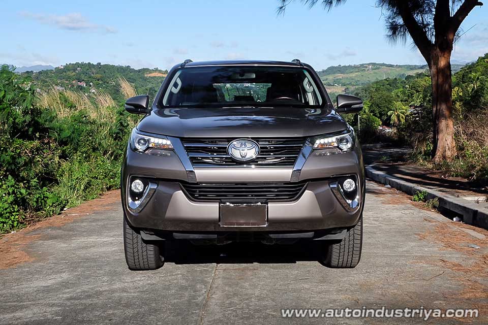 2016 Toyota Fortuner 2.8V 4x4 AT