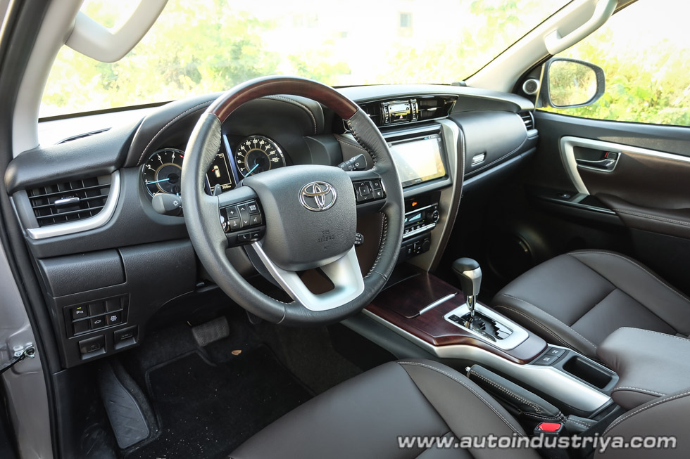 2016 Toyota Fortuner 2.8V 4x4 AT