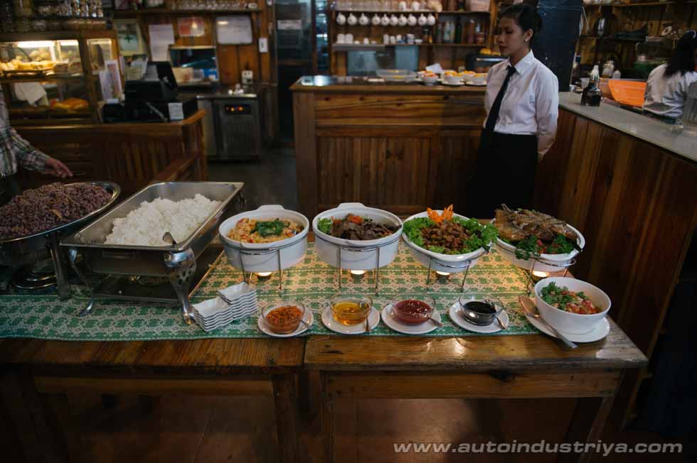 Driving Sagada with the Nissan NP300 Navara