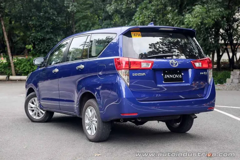 2016 Toyota Innova 2.8 G MT | AutoIndustriya