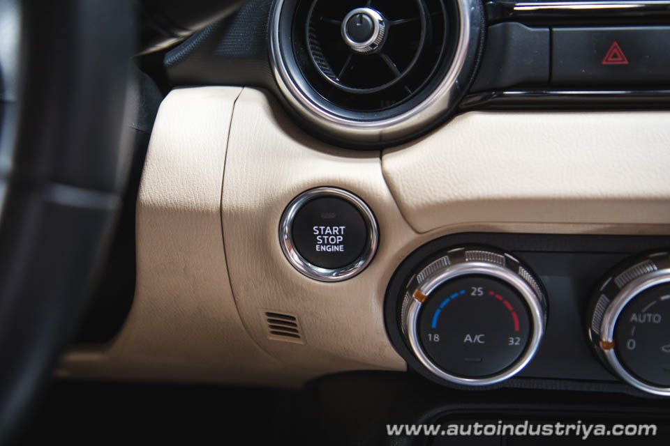 2016 Mazda MX-5 2.0 SkyActiv-G Coupe AT