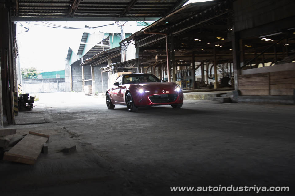 2016 Mazda MX-5 2.0 SkyActiv-G Coupe AT