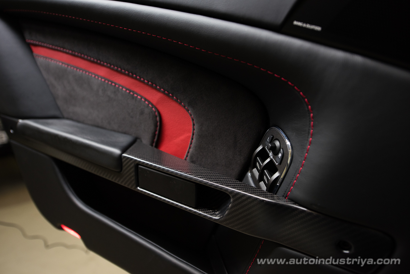 2016 Aston Martin V12 Vantage S