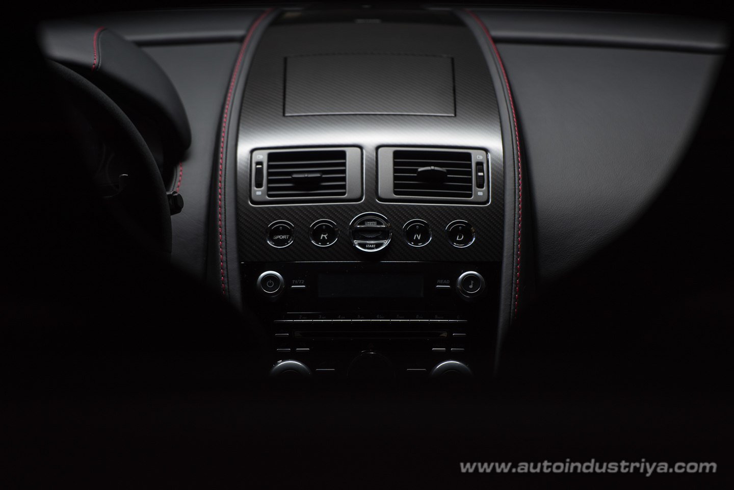 2016 Aston Martin V12 Vantage S