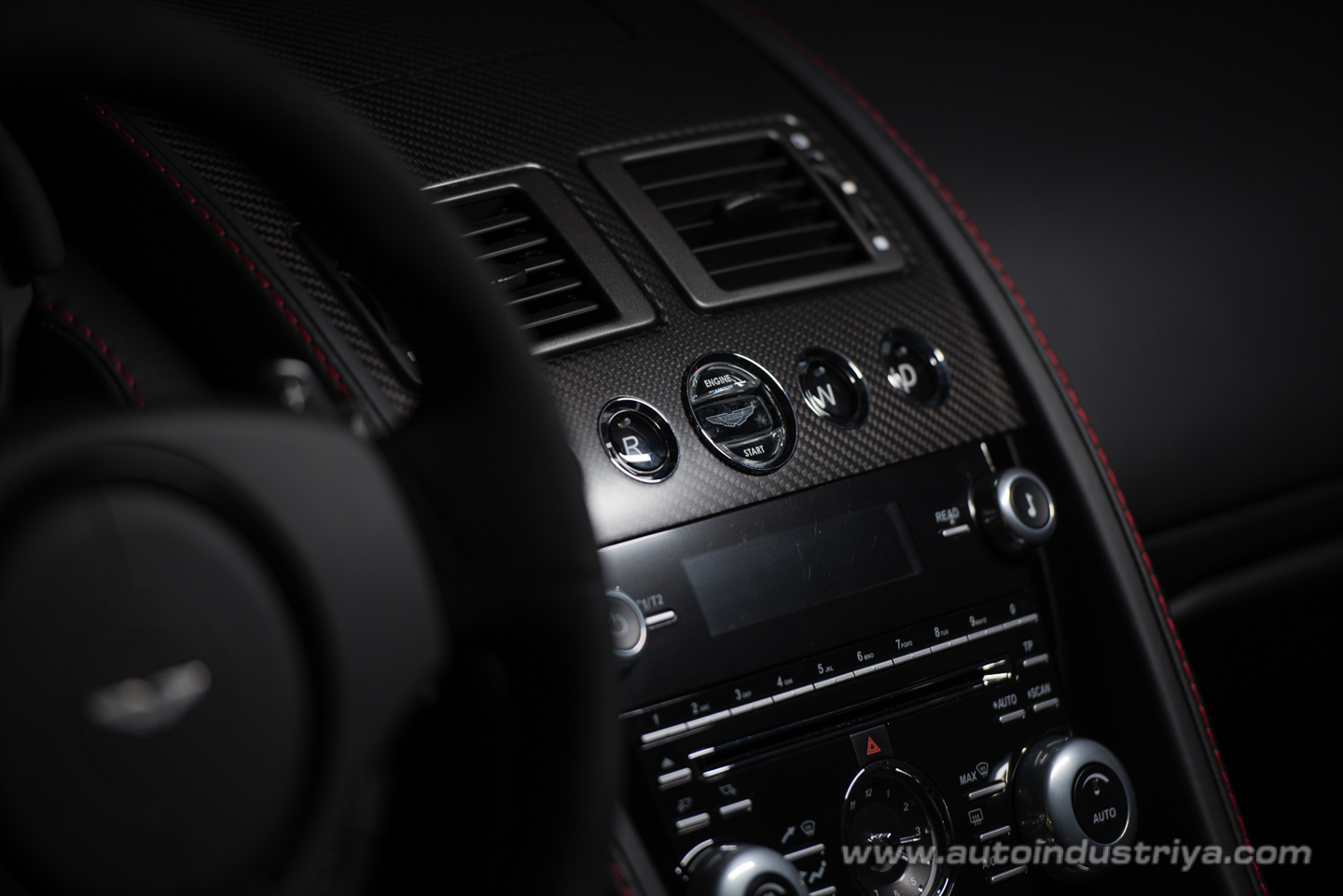 2016 Aston Martin V12 Vantage S