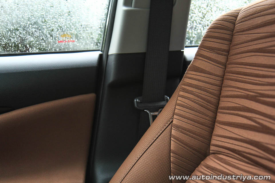 2016 Toyota Innova 2.8 V AT