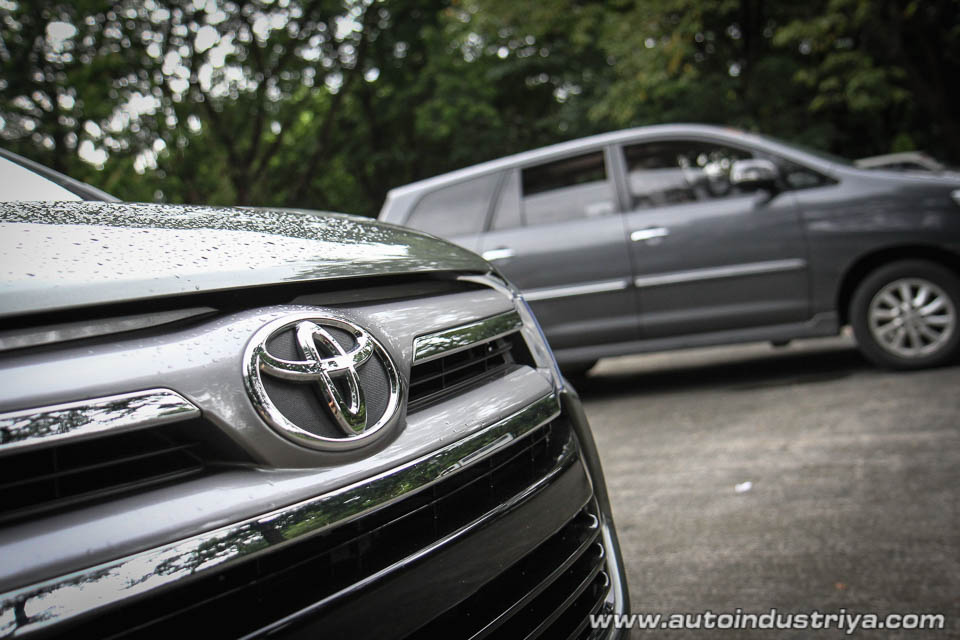 2016 Toyota Innova 2.8 V AT