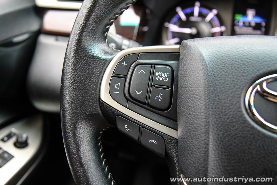 2016 Toyota Innova 2.8 V AT