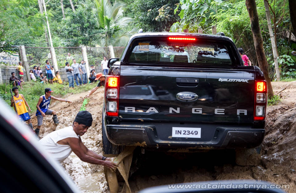 Tough and Smart: Fords take on the 4x4 trail at Mt. Balagbag