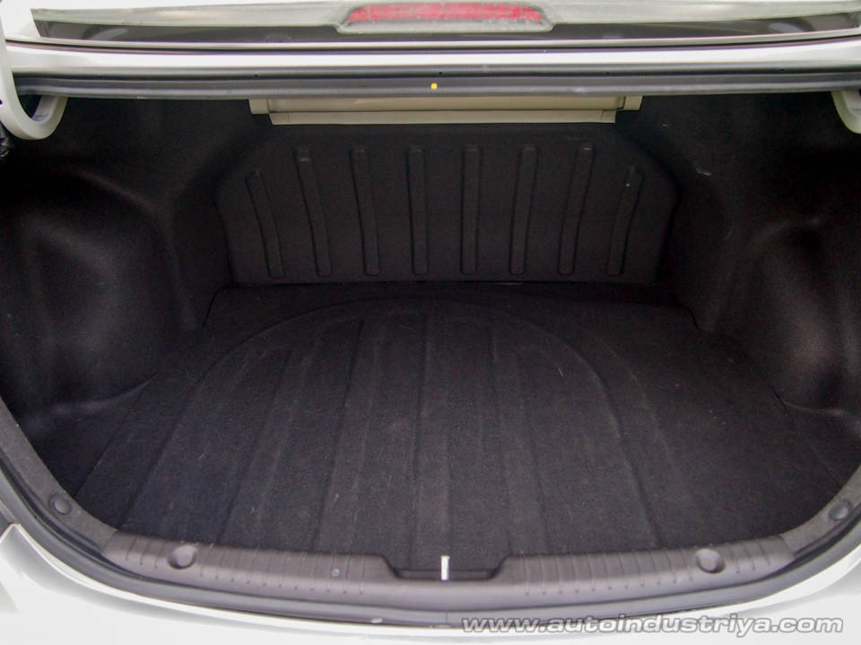 2016 Hyundai Accent 1.6 GL CRDI M/T Sedan