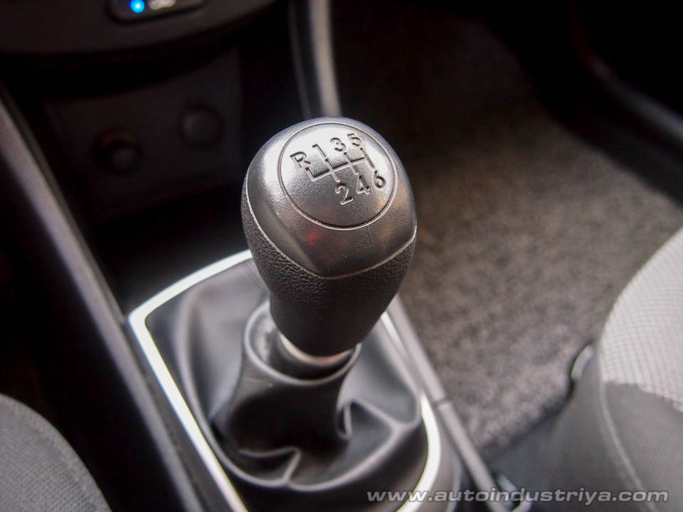 2016 Hyundai Accent 1.6 GL CRDI M/T Sedan