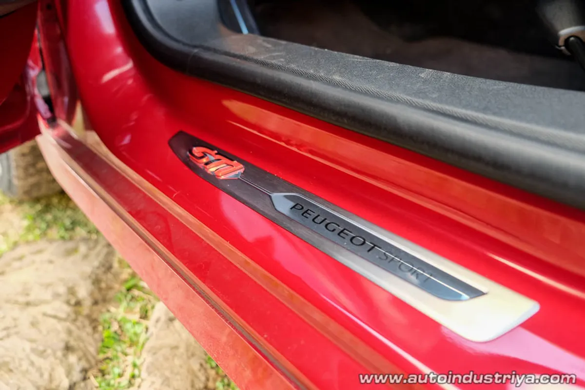 2016 Peugeot 308 GTi 