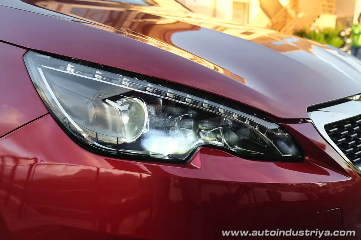 2016 Peugeot 308 GTi 