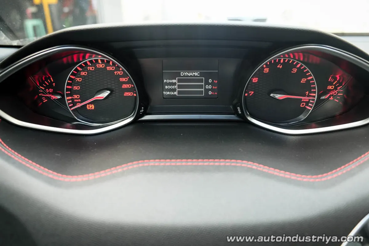 2016 Peugeot 308 GTi 