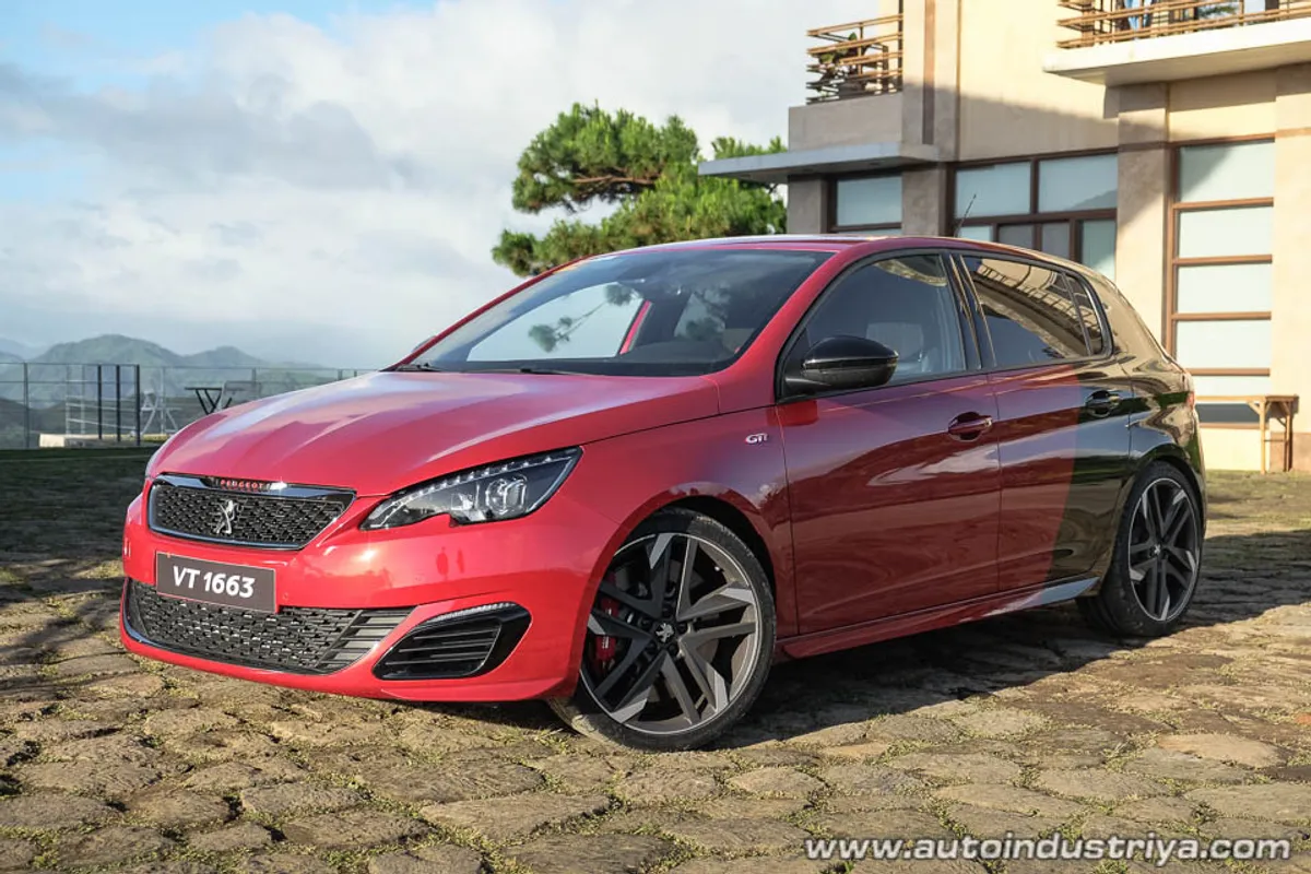 2016 Peugeot 308 GTi 