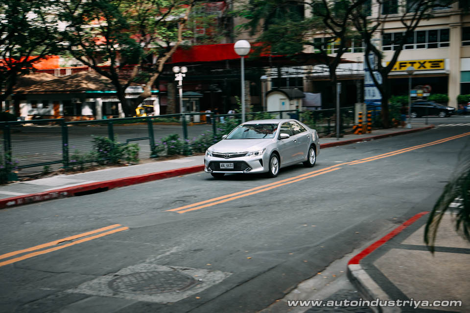 2016 Toyota Camry V6